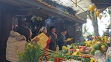 Hàng nghìn du khách đổ về chùa Hương Tích Hà Tĩnh đầu năm