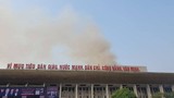 Cháy Cung văn hóa hữu nghị Việt Xô, khói đen cuồn cuộn