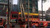 Cháy khách sạn Hanh Long ở Sài Gòn, gần 20 người mắc kẹt