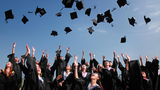 Bình Định: Sinh viên tốt nghiệp loại xuất sắc được hỗ trợ 150 triệu đồng