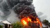 Quảng Nam: Hiện trường vụ cháy lớn tại kho chứa hàng ở Tam Kỳ
