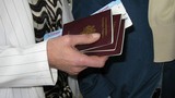 Pháp thu hộ chiếu 6 công dân định gia nhập IS