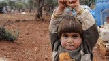 Bức ảnh em bé Syria khiến người xem bật khóc