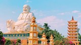Tận mục 3 bức tượng Phật Di Lặc lớn ở miền Tây