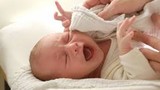 7 phản xạ sinh tồn tuyệt vời ở bé sơ sinh