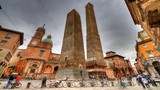 ‘Tháp nghiêng’ Garisenda thời Trung cổ ở Ý nguy cơ sụp đổ