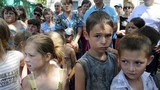 Bác sĩ Ukraine không chữa bệnh trẻ em vùng miền đông