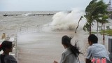 Cận cảnh siêu bão Mujigae càn quét Trung Quốc