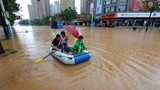 Ngập lụt "phố biến thành sông" ở Trung Quốc qua ảnh