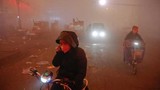 Chùm ảnh sương mù "biến ngày thành đêm"  ở Trung Quốc