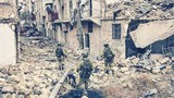 Xem lính Nga gỡ bom mìn ở một thị trấn ma Syria