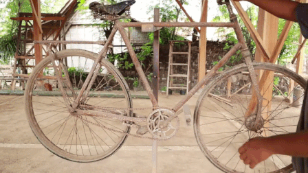 Video: Phục chế xe đạp Thống Nhất cũ nát thành mới tinh
