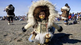 Cách sinh tồn của bộ tộc sống tại nơi lạnh nhất thế giới