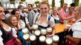 Video: Lễ hội bia lớn nhất thế giới được tổ chức trở lại