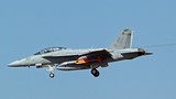 Tích hợp  tên lửa SM-6 vào tiêm kích F/A-18, hé lộ ý đồ của Mỹ