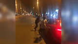 Video: Tài xế chửi CSGT, lái xe tông CSCĐ rồi nẹt pô bỏ chạy ở Sài Gòn