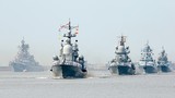 Soi dàn tàu chiến Nga rầm rộ khoe sức mạnh nhân Ngày Hải quân