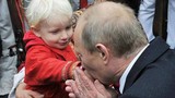 Những khoảnh khắc thân thiện của Tổng thống Nga Putin với trẻ em