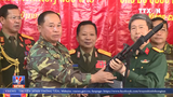 Quá tự hào, Việt Nam bàn giao súng trường Galil ACE cho Lào