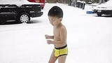 Cậu bé chạy bộ giữa thời tiết -13 độ năm 2012 giờ ra sao?