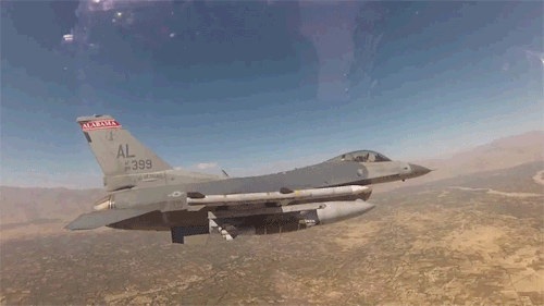 Cựu phi công Mỹ: "Tiêm kích F-16 sẽ không có cơ hội ở Ukraine"