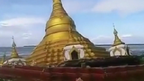 Lũ "nuốt chửng" một ngôi chùa bằng vàng ở Myanmar