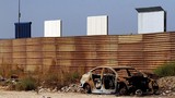 Cận cảnh 8 bản thử nghiệm “siêu dự án” tường biên giới Mỹ - Mexico