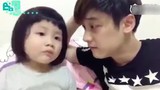 Video: Cuộc hội thoại “chất lừ” của bố và con gái siêu dễ thương