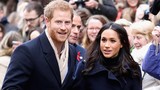 Hôn thê Hoàng tử Anh Meghan Markle khoe “dáng ngọc” với yoga