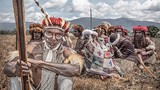 Video: Khám phá cuộc sống của bộ lạc nguyên thủy còn sót lại trên thế giới