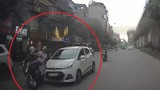 Video: Xe “điên” gây tai nạn liên hoàn ở Hà Nội