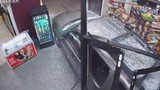 Video: Đạp nhầm chân ga, nữ tài xế đâm nát cửa hàng tạp hóa
