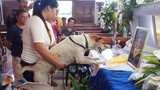 Video: Chú chó khóc trước linh cữu người chủ đã mất ở Philippines