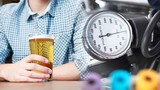 Chuyên gia khuyến cáo 4 điều cấm kị và 5 kiểu người không nên uống bia