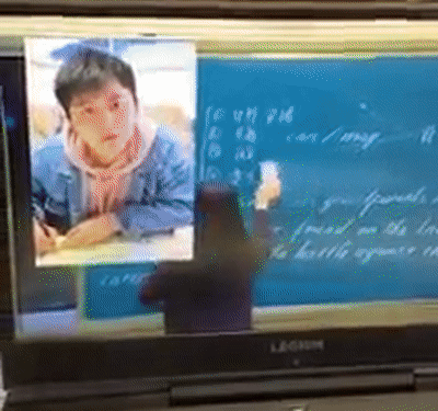 Video: Cười ngất thanh niên "nhảy số lươn lẹo" đối phó cô giáo mùa Corona