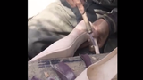 Video: Ngẩn ngơ ngắm loạt hàng hiệu sành điệu điêu khắc bằng gỗ