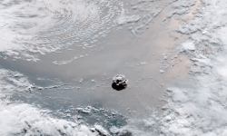 Video: Hình ảnh núi lửa Tonga phun trào nhìn từ không gian