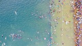 Du khách đổ xô đến tắm "bể bơi" siêu khổng lồ ở Bình Liêu
