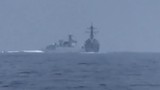 Video: Tàu chiến Mỹ và Trung Quốc suýt va chạm ở eo biển Đài Loan