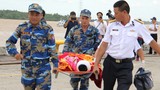  Xem "cứu nạn" tàu nghìn tấn bị đâm thủng trên sông Đồng Nai