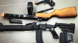 Gửi súng, lựu đạn từ Mỹ về VN, bị tóm tại sân bay TSN