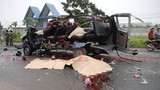 Kinh hoàng 2 xe khách tông trực diện, 6 người chết tại chỗ
