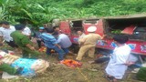 Nóng: Xe giường nằm chở gần 50 người lao xuống vực ở Quảng Nam