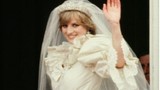 10 bí mật thú vị về chiếc váy cưới của Công nương Diana