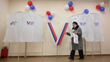 Hình ảnh người dân Nga đi bỏ phiếu bầu Tổng thống