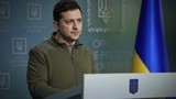 Chiếc áo khoác của Tổng thống Ukraine được bán đấu giá tiền tỷ