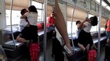 Vợ hành động điên dại trên tàu điện ngầm vì cãi nhau với chồng