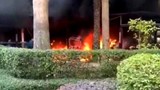 “Bà hoả” thiêu rụi 20 xe máy điện vì ba đứa trẻ nghịch lửa