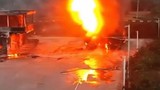 Chiếc xe bồn chở dầu phát nổ như bom ở Trung Quốc