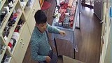 Nam thanh niên nói tiếng Trung Quốc lừa tiền nhiều cửa hàng Đà Nẵng